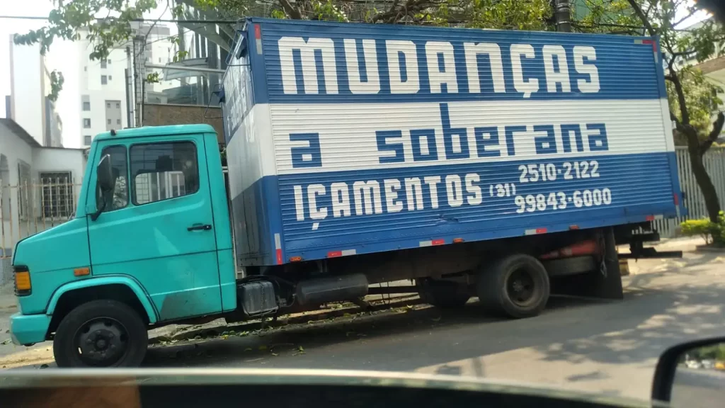 A Soberana Mudanças e Içamentos
